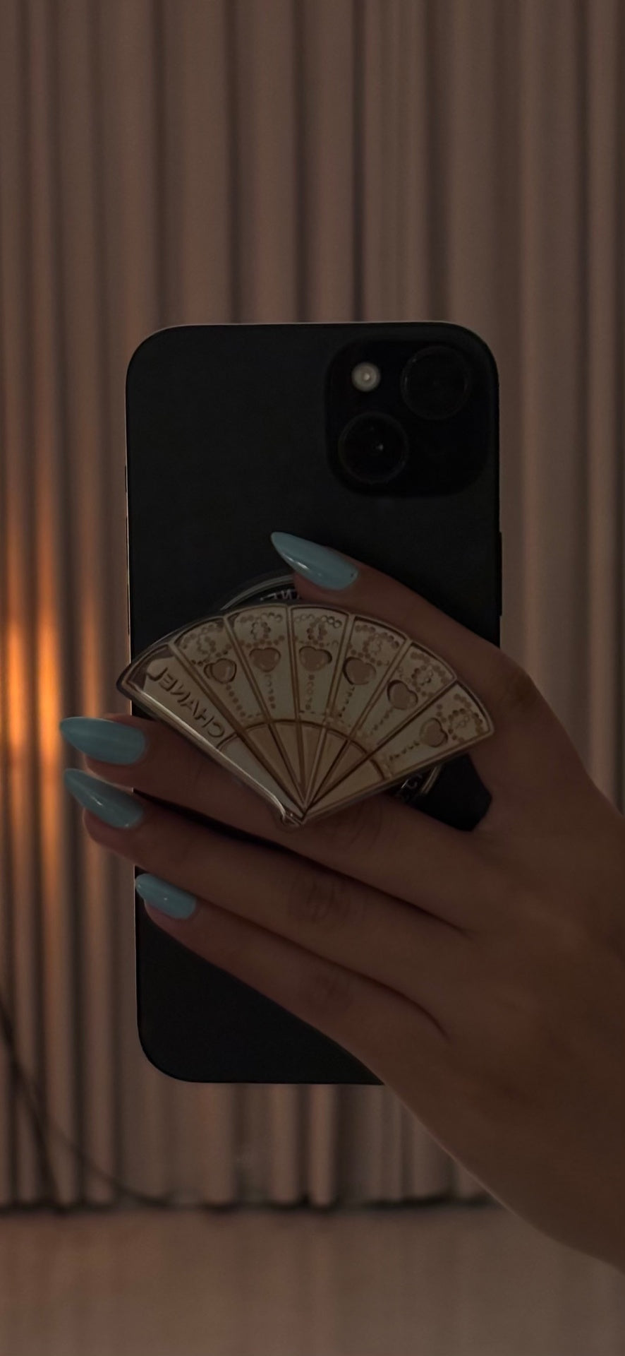 Chanel Pearl Fan Phone Grip